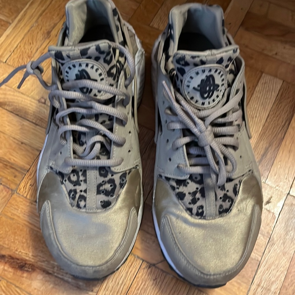 Nike Huarache sneakers